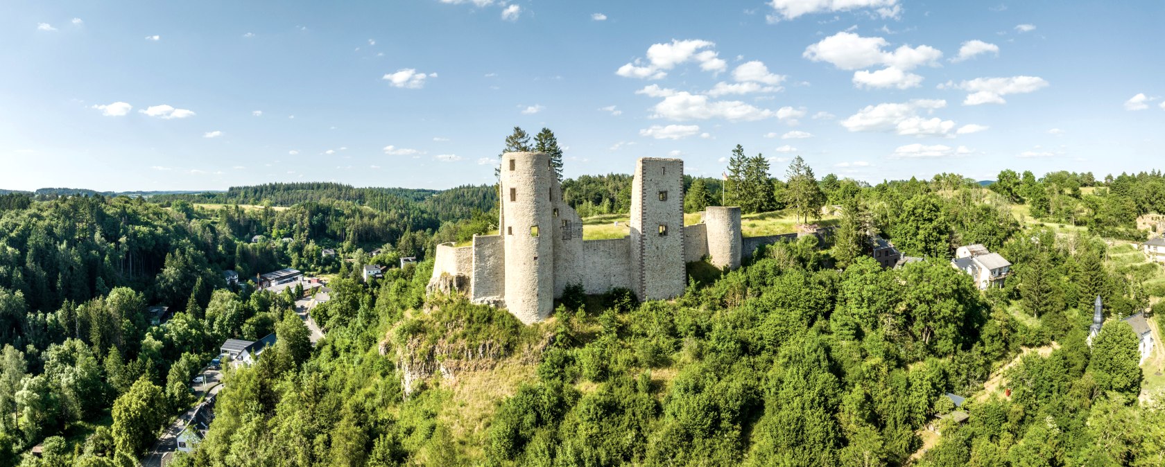 Burgruine Schönecken, © Eifel Tourismus GmbH, Dominik Ketz