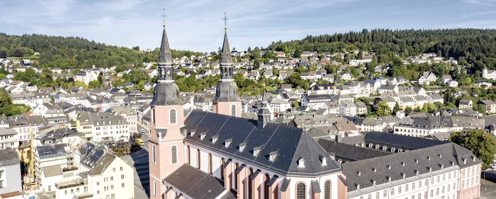 Blick auf Prüm mit St. Salvator Basilika, © Eifel Tourismus GmbH