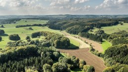 Panorama-Waldbild Prümer Land, © Tourist-Information Prüm/Naturpark Nordeife