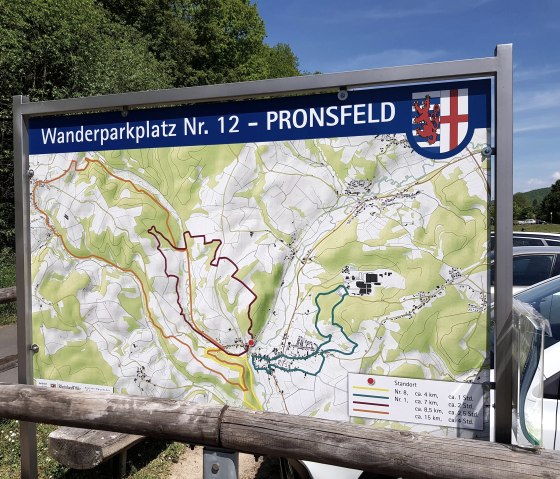 Pronsfeld, Wanderparkplatz Nähe Wohnmobilstellplat, © Tourist-Information Prümer Land