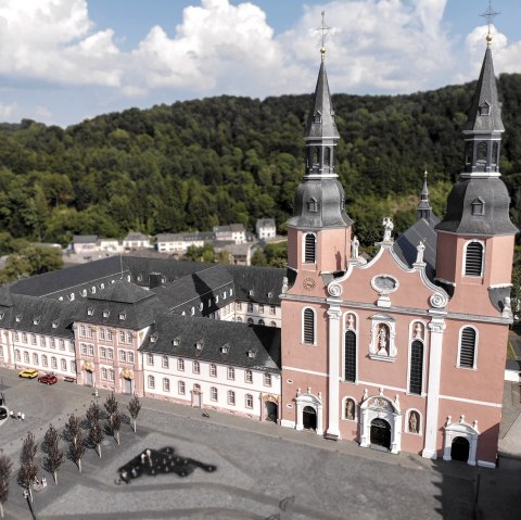 Krammarkt auf dem Hahnplatz in  Prüm, © Tourist-Information Prümer Land