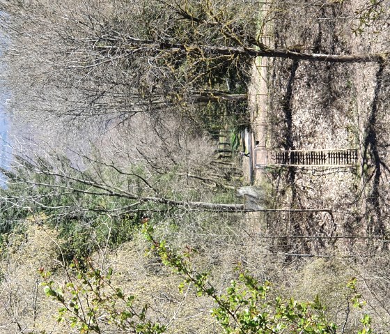 Kalvarienberg Explosionskrater, © Tourist-Information Prümer Land/Seb. Wiesen