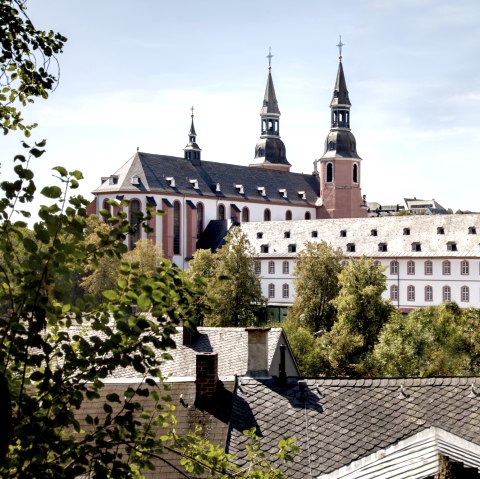 Die Salvator Basilika von der Rückseite aus betrachtet, © PM Studios