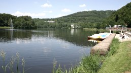 Stausee mit Bootverleih, © Tourist-Information Bitburger Land