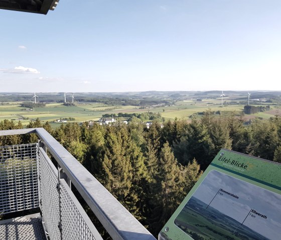Eifel-Blick Weinsheim "Zur Hardt" Aussichtsturm, © Tourist-Information Prümer Land