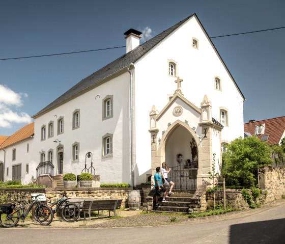 Pause in Wolsfeld am Nims-Radweg, © Eifel Tourismus GmbH, Dominik Ketz